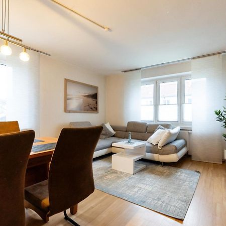 Moderne 4 Zimmer Wohnung Vollausgestattet Und Moebliert Halle  Eksteriør billede